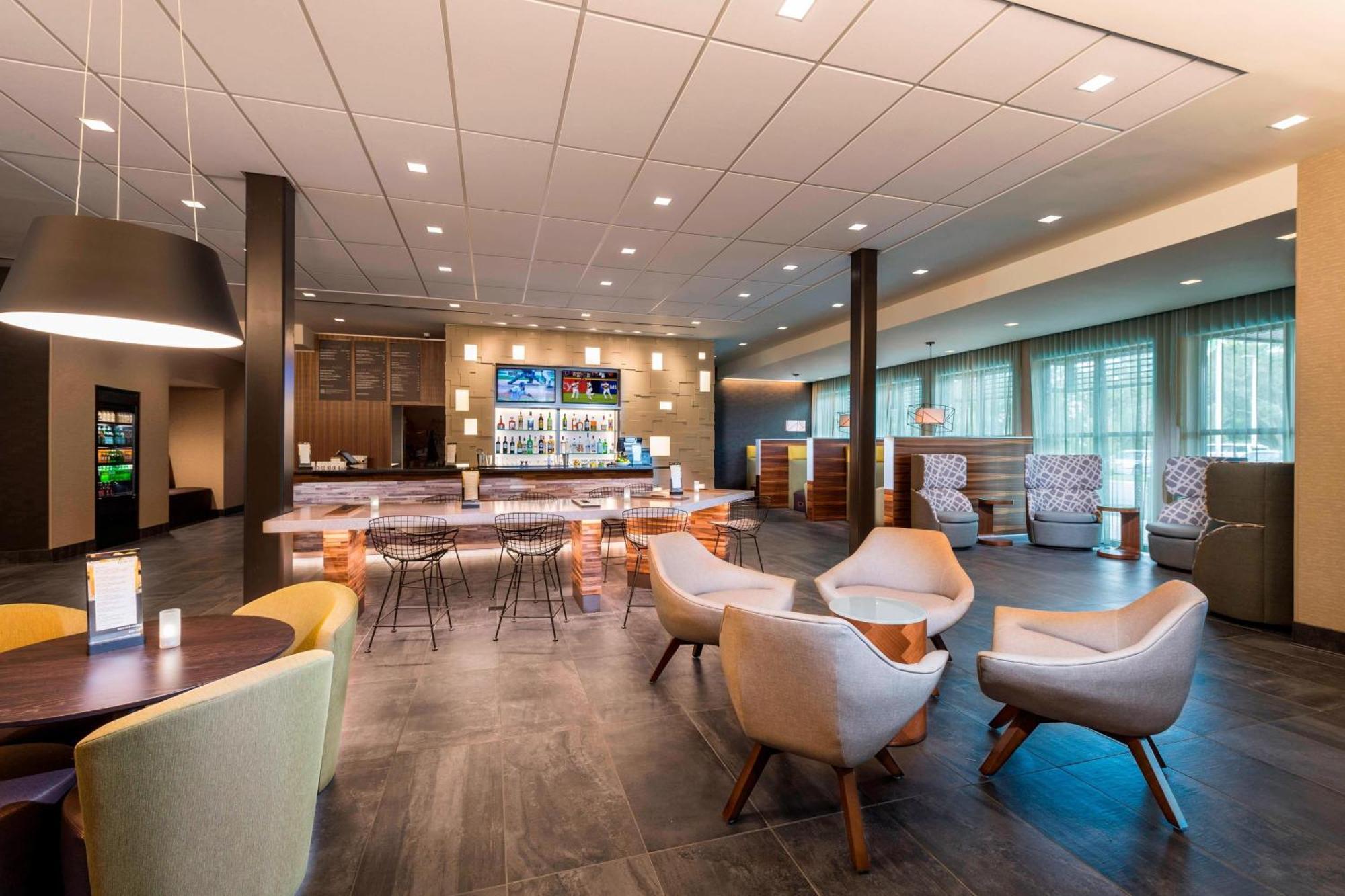 Courtyard By Marriott Tampa Northwest/Veterans Expressway West Chase Exterior foto
