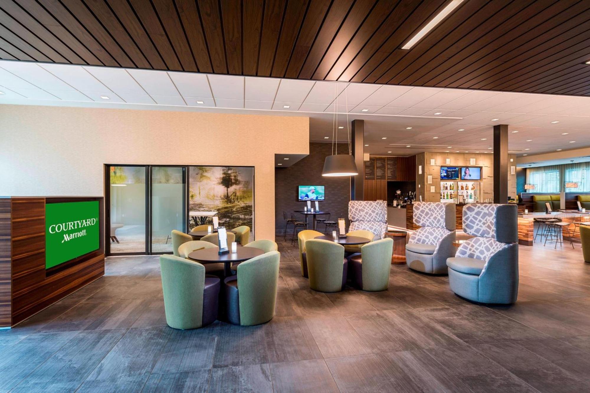 Courtyard By Marriott Tampa Northwest/Veterans Expressway West Chase Exterior foto