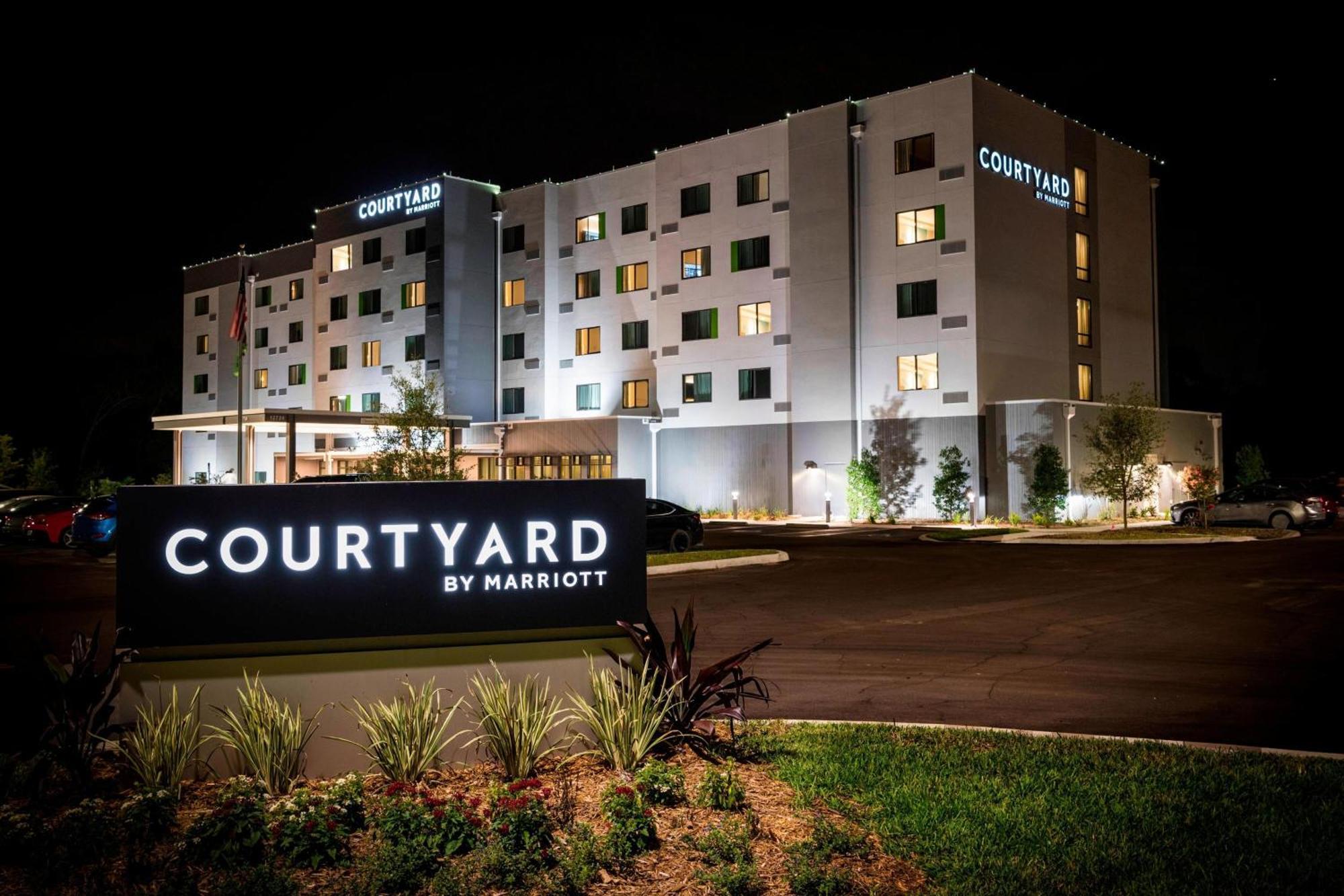 Courtyard By Marriott Tampa Northwest/Veterans Expressway West Chase Exterior foto
