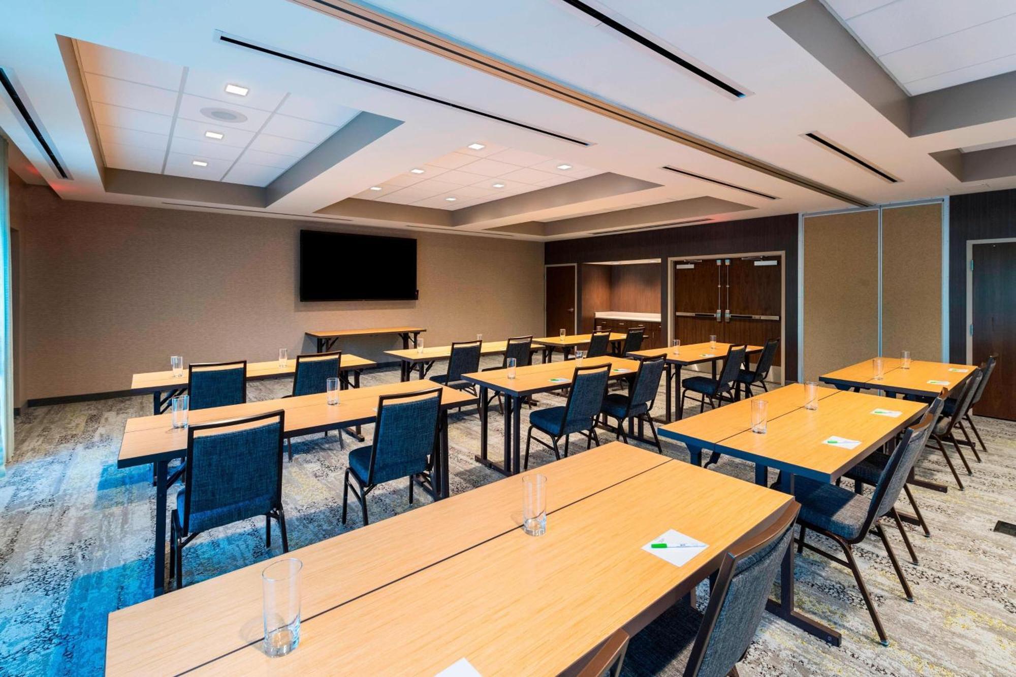 Courtyard By Marriott Tampa Northwest/Veterans Expressway West Chase Exterior foto